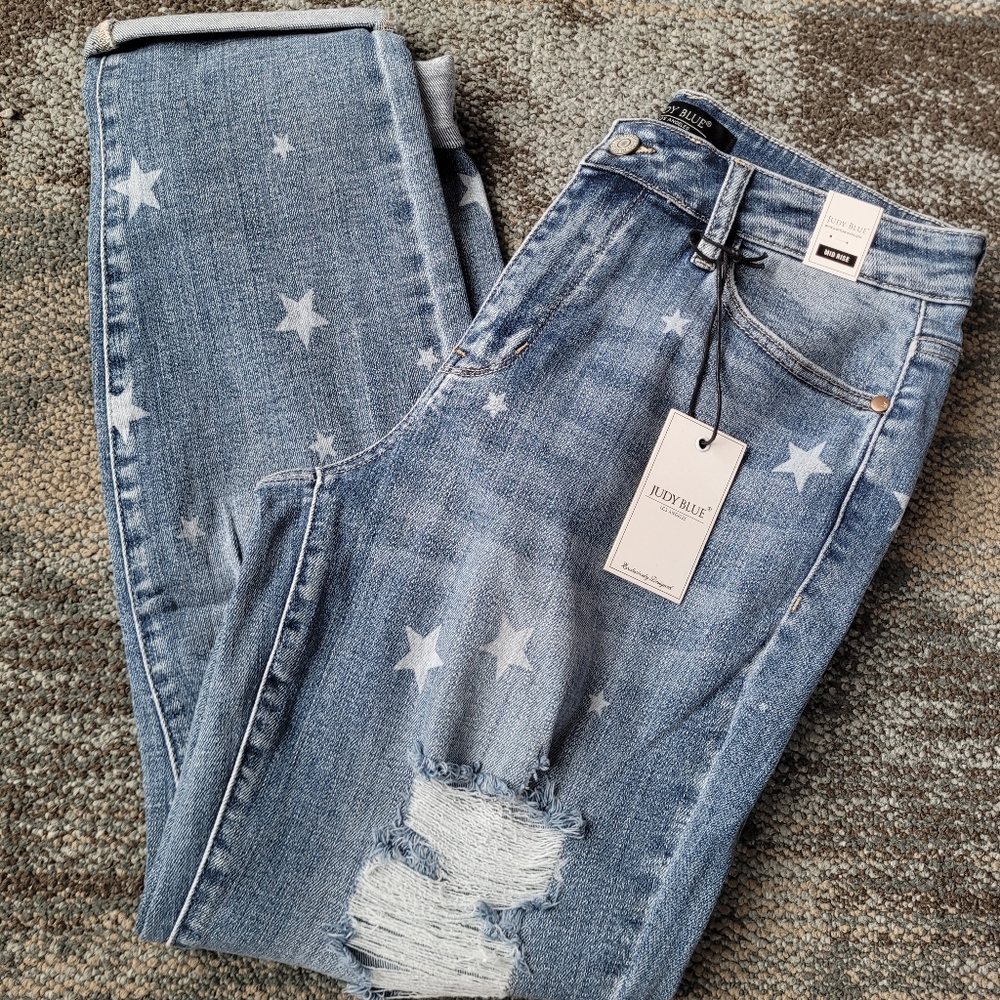 Judy blue star print boyfriend jeans